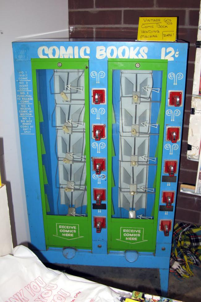 Comic Book Vending Machine 02